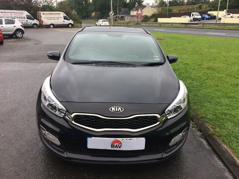 Kia 1.6 CRDi SE Hatchback 3dr Diesel Manual (s/s) ISG (112 g/km, 126 bhp)