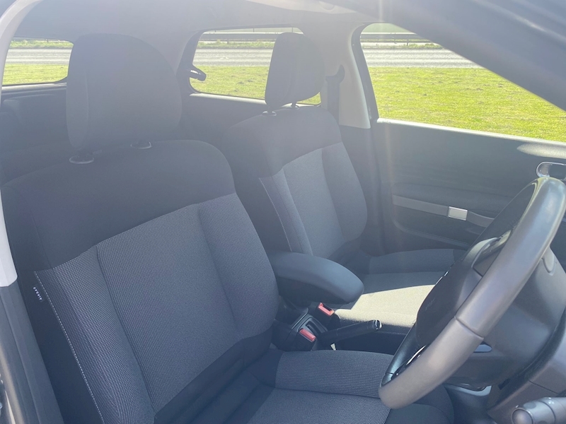 Citroen 1.6 BlueHDi Flair Hatchback 5dr Diesel (100 ps)