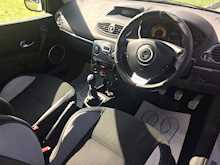 Renault 2.0 Renaultsport Silverstone GP Hatchback 3dr Petrol Manual (195 g/km, 197 bhp)