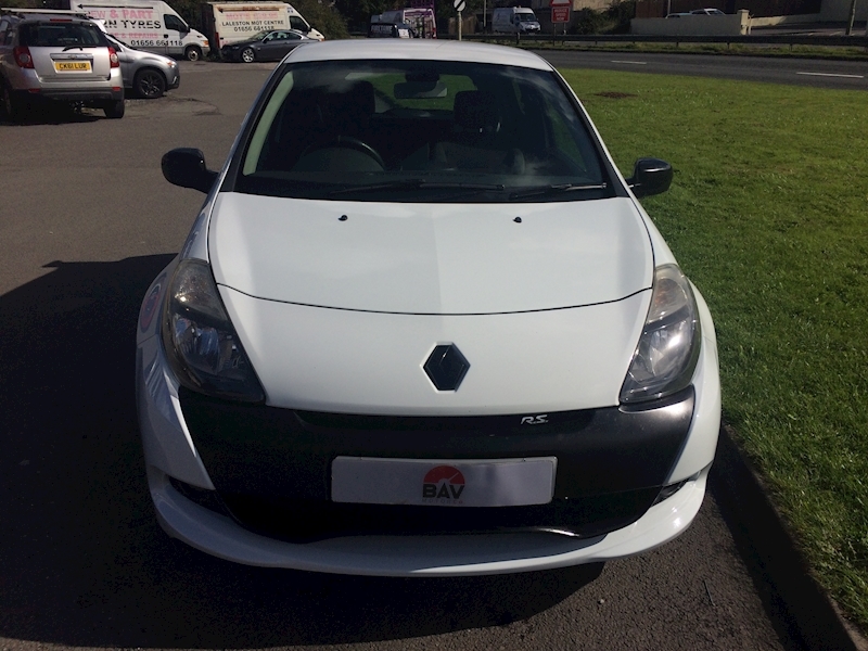 Renault 2.0 Renaultsport Silverstone GP Hatchback 3dr Petrol Manual (195 g/km, 197 bhp)