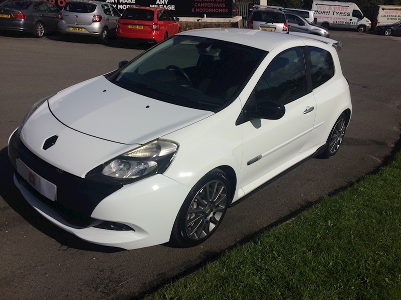 Renault 2.0 Renaultsport Silverstone GP Hatchback 3dr Petrol Manual (195 g/km, 197 bhp)
