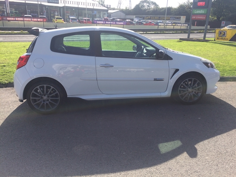 Renault 2.0 Renaultsport Silverstone GP Hatchback 3dr Petrol Manual (195 g/km, 197 bhp)