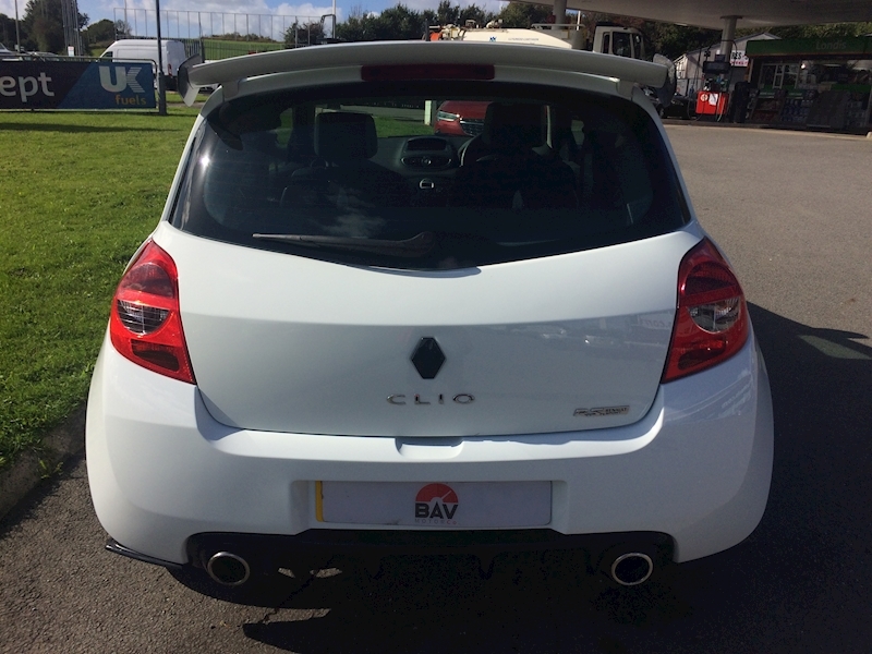 Renault 2.0 Renaultsport Silverstone GP Hatchback 3dr Petrol Manual (195 g/km, 197 bhp)