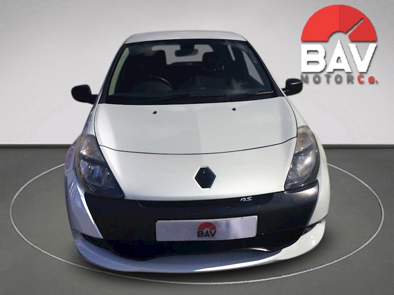 Renault 2.0 Renaultsport Silverstone GP Hatchback 3dr Petrol Manual (195 g/km, 197 bhp)