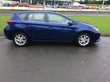 Toyota 1.2 VVT-i Business Edition Hatchback 5dr Petrol (s/s) (116 ps)