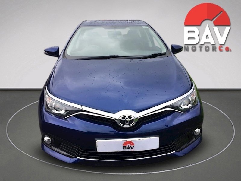 Toyota 1.2 VVT-i Business Edition Hatchback 5dr Petrol (s/s) (116 ps)