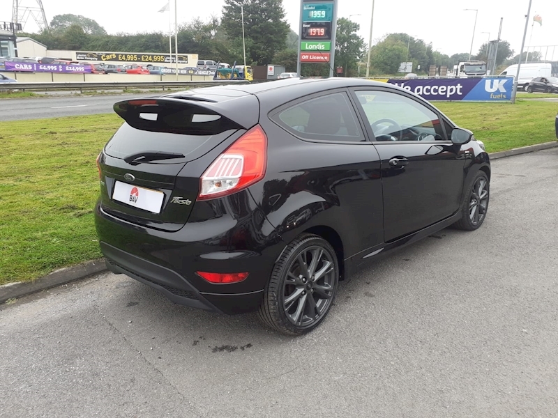 Ford 1.0 T EcoBoost ST-Line Hatchback 3dr Petrol Manual (s/s) (104 g/km, 138 bhp)