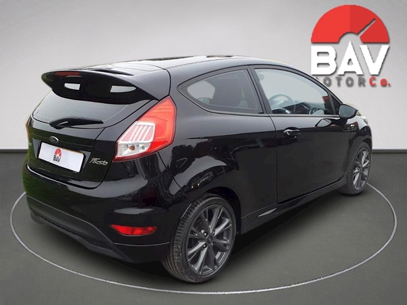Ford 1.0 T EcoBoost ST-Line Hatchback 3dr Petrol Manual (s/s) (104 g/km, 138 bhp)