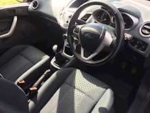 Ford 1.4 Zetec Hatchback 5dr Petrol Manual (133 g/km, 94 bhp)