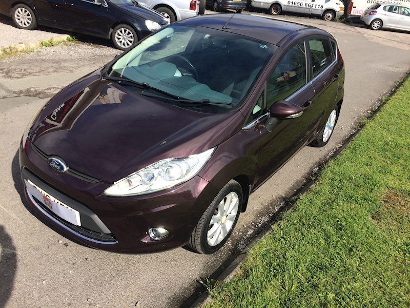 Ford 1.4 Zetec Hatchback 5dr Petrol Manual (133 g/km, 94 bhp)