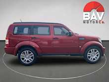 Dodge 2.8 CRD SXT SUV 5dr Diesel Automatic (250 g/km, 176 bhp)