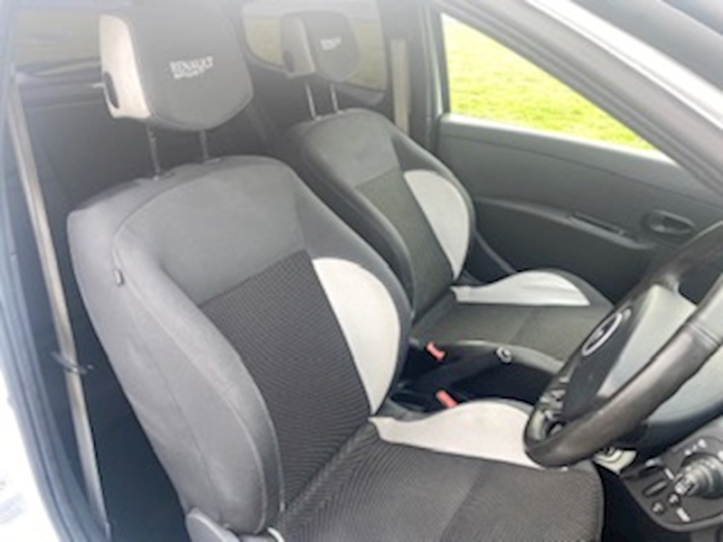 Renault 2.0 Renaultsport Cup Hatchback 3dr Petrol Manual (195 g/km, 197 bhp)