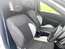 Renault 2.0 Renaultsport Cup Hatchback 3dr Petrol Manual (195 g/km, 197 bhp)