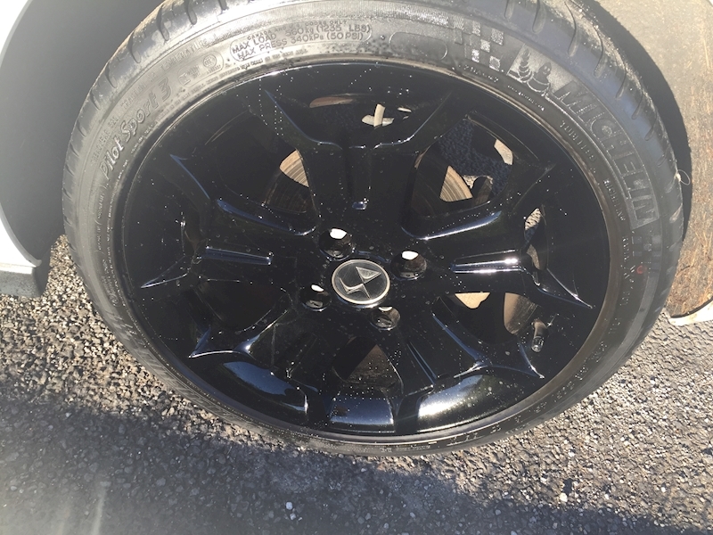 DS AUTOMOBILES 1.2 PureTech Elegance Hatchback 3dr Petrol EAT6 (s/s) (110 ps)