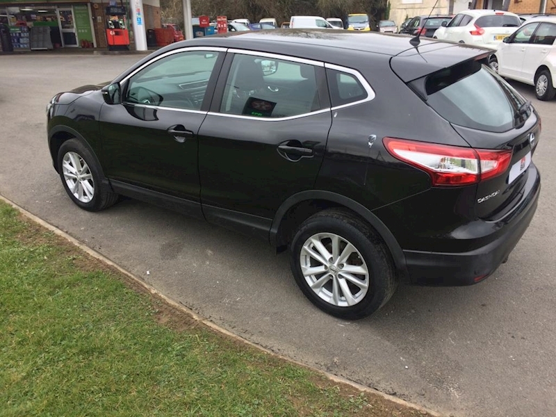 Nissan 1.2 DIG-T Acenta (Smart Vision Pack) SUV 5dr Petrol Manual (129 g/km, 113 bhp)