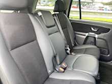Volvo 2.4 D5 Active SUV 5dr Diesel Geartronic AWD (224 g/km, 182 bhp)