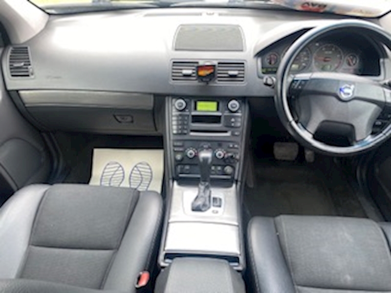 Volvo 2.4 D5 Active SUV 5dr Diesel Geartronic AWD (224 g/km, 182 bhp)