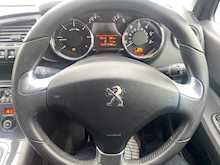 Peugeot 3008 1.6 BlueHDi Allure SUV 5dr Diesel Manual (s/s) (108 g/km, 120 bhp)