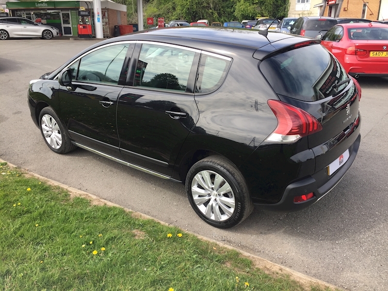 Peugeot 1.6 HDi Active SUV 5dr Diesel Manual (125 g/km, 115 bhp)