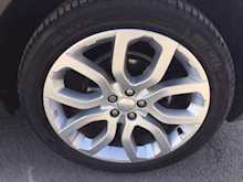 Land Rover Range Rover Evoque 2.2 SD4 Dynamic SUV 5dr Diesel Auto 4WD Euro 5 (s/s) (190 ps)