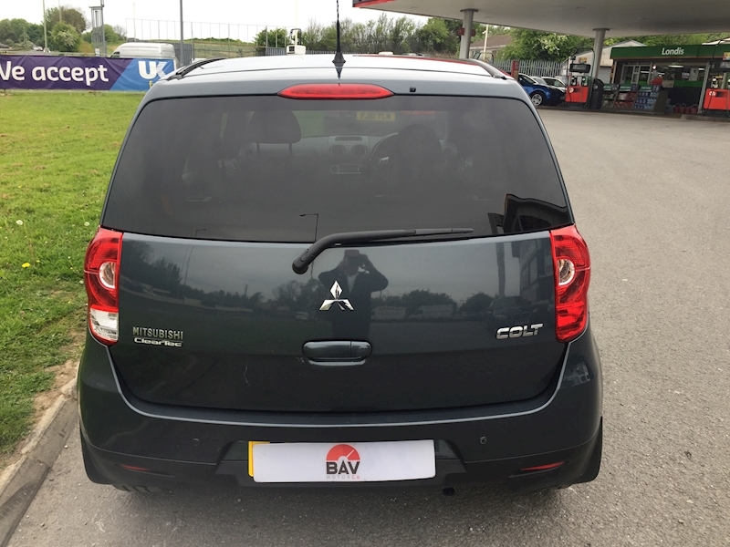 Mitsubishi Colt  Hatchback 1.3 Manual Petrol