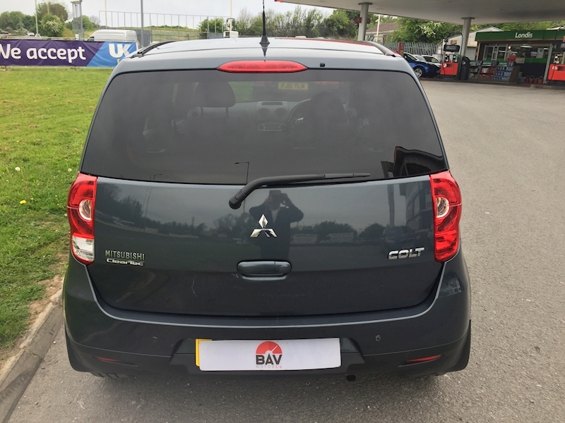 Mitsubishi Colt  Hatchback 1.3 Manual Petrol