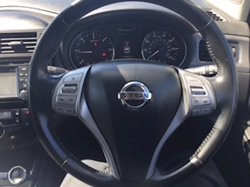 Nissan 1.5 dCi N-Connecta Hatchback 5dr Diesel Euro 6 (s/s) (110 ps)