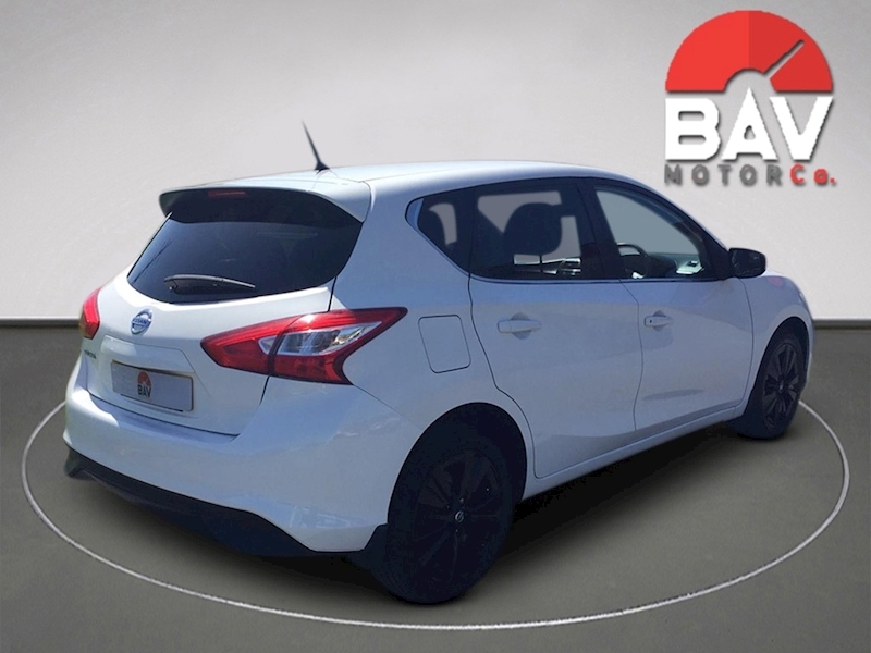 Nissan 1.5 dCi N-Connecta Hatchback 5dr Diesel Euro 6 (s/s) (110 ps)
