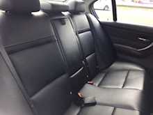 BMW 3 Series 2.0 318i Exclusive Edition Saloon 4dr Petrol Manual (146 g/km, 143 bhp)