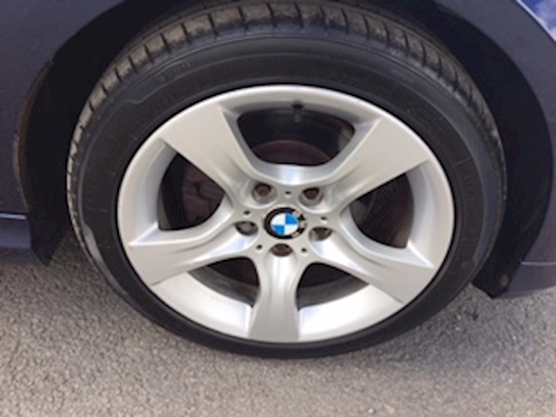 BMW 3 Series 2.0 318i Exclusive Edition Saloon 4dr Petrol Manual (146 g/km, 143 bhp)