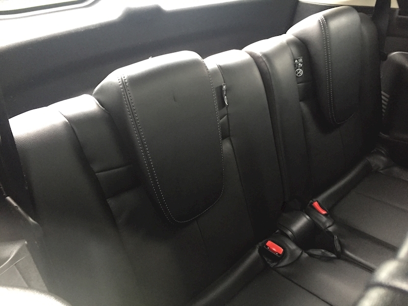 Nissan 1.6 dCi Tekna SUV 5dr Diesel XTRON Euro 5 (s/s) (130 ps)