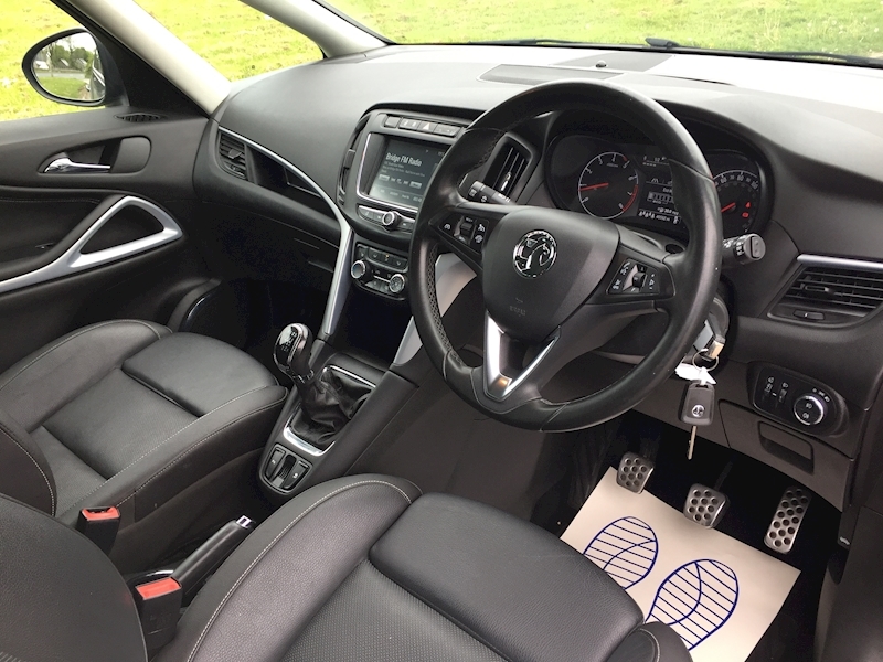 Vauxhall 1.4i Turbo SRi MPV 5dr Petrol Manual Euro 6 (140 ps)