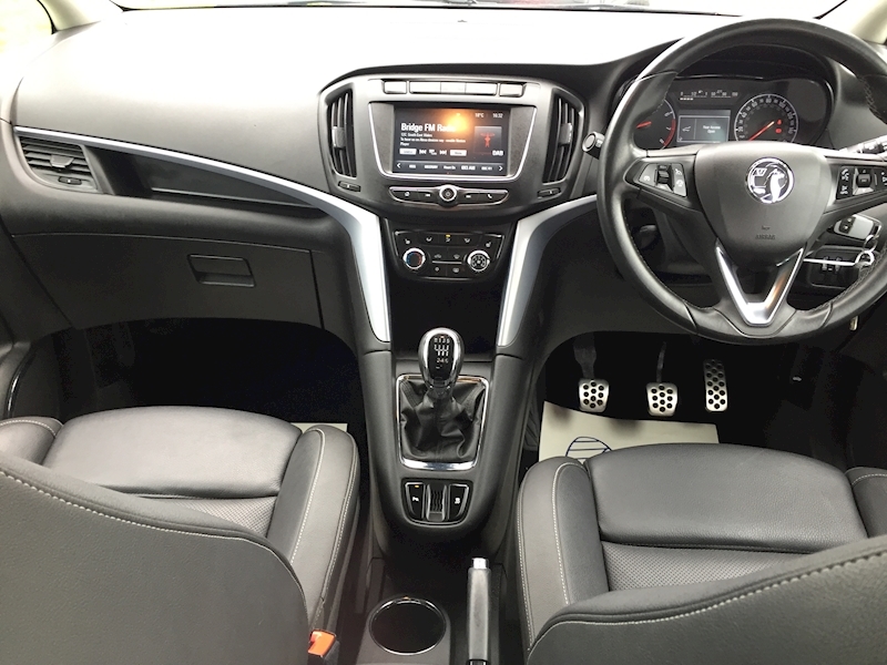 Vauxhall 1.4i Turbo SRi MPV 5dr Petrol Manual Euro 6 (140 ps)