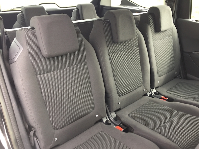 Peugeot 1.6 HDi Active MPV 5dr Diesel Manual (132 g/km, 115 bhp)