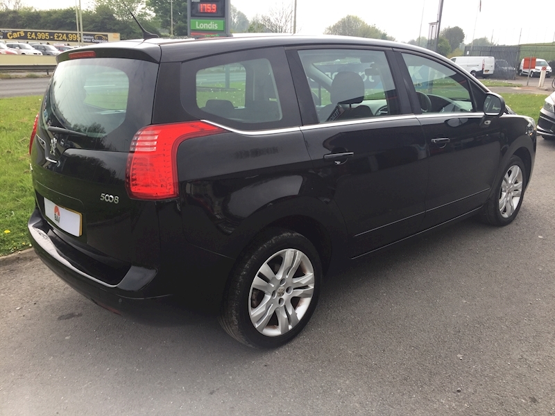 Peugeot 1.6 HDi Active MPV 5dr Diesel Manual (132 g/km, 115 bhp)