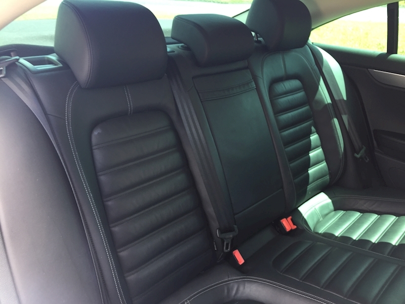 Volkswagen 2.0 TDI BlueMotion Tech GT Saloon 4dr Diesel Manual (120 g/km, 138 bhp)