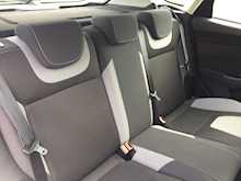 Ford 1.6 Zetec Hatchback 5dr Petrol Manual (136 g/km, 103 bhp)