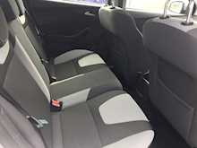 Ford 1.6 Zetec Hatchback 5dr Petrol Manual (136 g/km, 103 bhp)