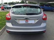 Ford 1.6 Zetec Hatchback 5dr Petrol Manual (136 g/km, 103 bhp)