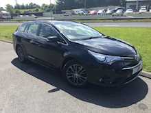 Toyota 2.0 D-4D Business Edition Touring Sports 5dr Diesel Euro 6 (s/s) (143 ps)
