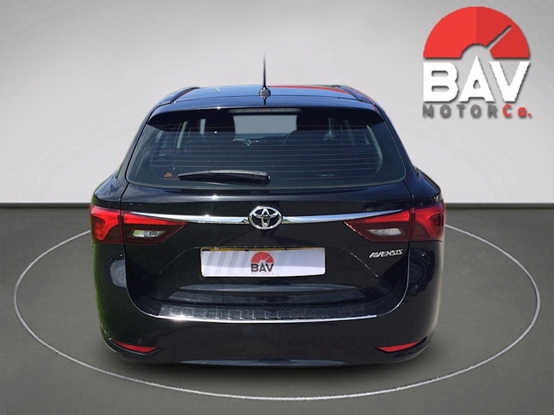 Toyota 2.0 D-4D Business Edition Touring Sports 5dr Diesel Euro 6 (s/s) (143 ps)