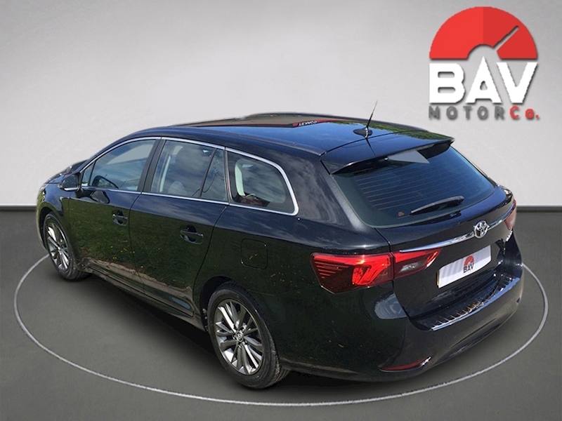 Toyota 2.0 D-4D Business Edition Touring Sports 5dr Diesel Euro 6 (s/s) (143 ps)