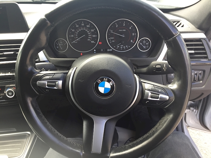 BMW 2.0 320d M Sport Touring 5dr Diesel Manual xDrive (s/s) (133 g/km, 184 bhp)