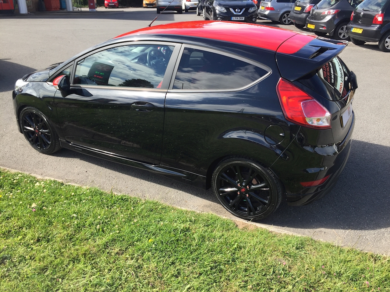 Used 2016 Ford 1.0T EcoBoost Zetec S Black Edition Hatchback 3dr Petrol ...