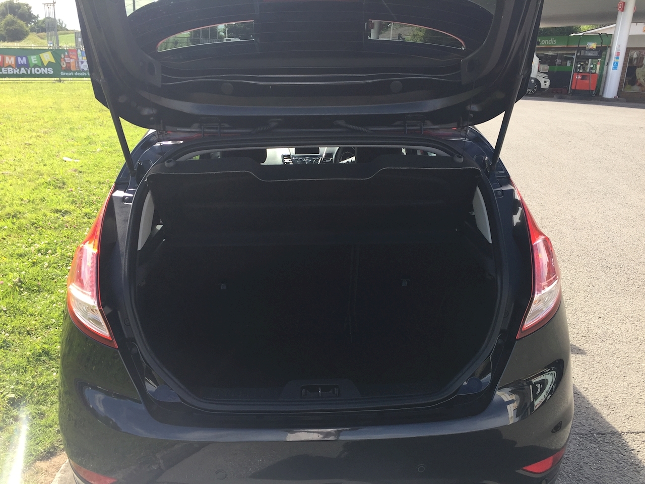 Used 2016 Ford 1.0T EcoBoost Zetec S Black Edition Hatchback 3dr Petrol ...