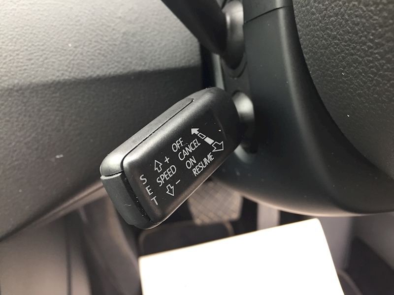 Volkswagen 2.0 TDI Highline Plus Estate 5dr Diesel DSG Euro 5 (170 ps)