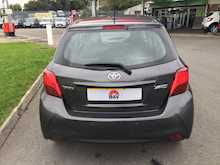 Toyota 1.33 Dual VVT-i Icon Hatchback 5dr Petrol Multidrive S Euro 5 Euro 5 (99 ps)