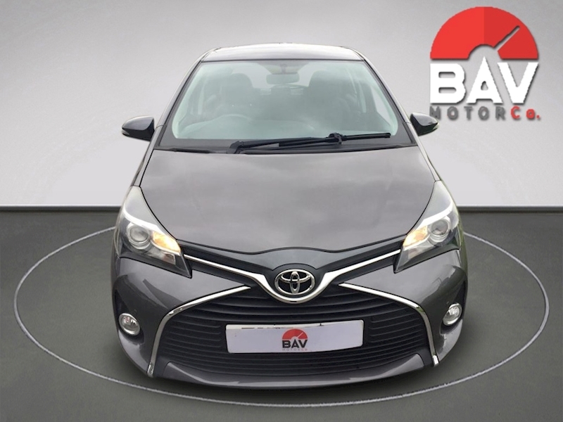 Toyota 1.33 Dual VVT-i Icon Hatchback 5dr Petrol Multidrive S Euro 5 Euro 5 (99 ps)