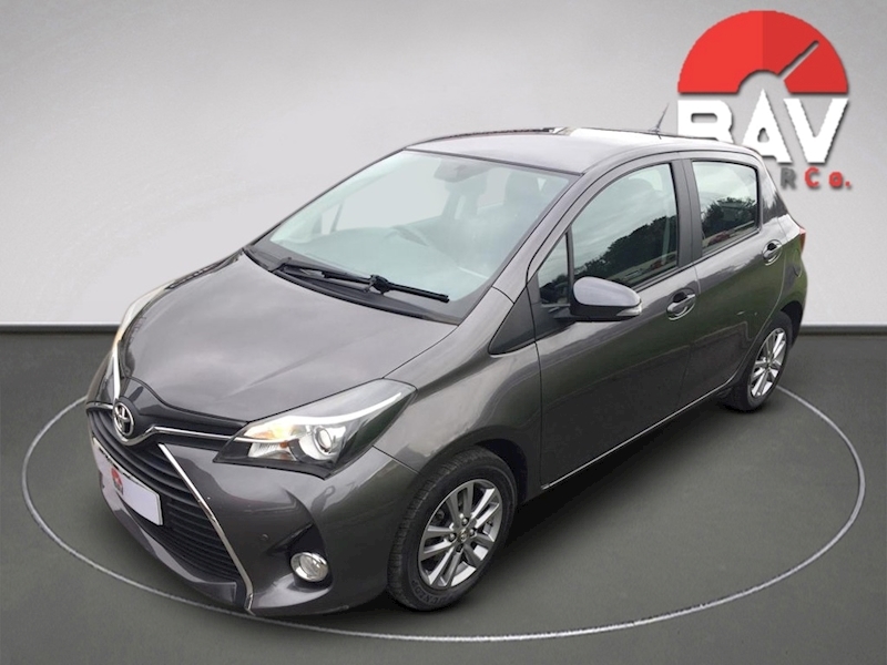 Toyota 1.33 Dual VVT-i Icon Hatchback 5dr Petrol Multidrive S Euro 5 Euro 5 (99 ps)