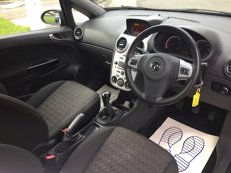 Vauxhall 1.0 ecoFLEX 12V Energy Hatchback 3dr Petrol Manual Euro 5 (A/C) (65 ps)